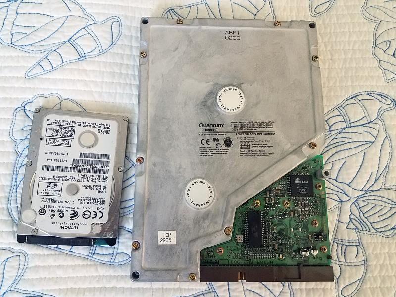 Illustration for article titled Retro parts from yesterday... presenting HP Pavilion 7270